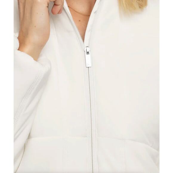 TRAVIS MATHEW Mont Blanc Puffer Jacket Cloud Dancer White Sz XS NWT - Picture 5 of 6